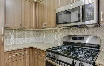 upgraded kitchens at 808 West Apartments in San Jose, CA